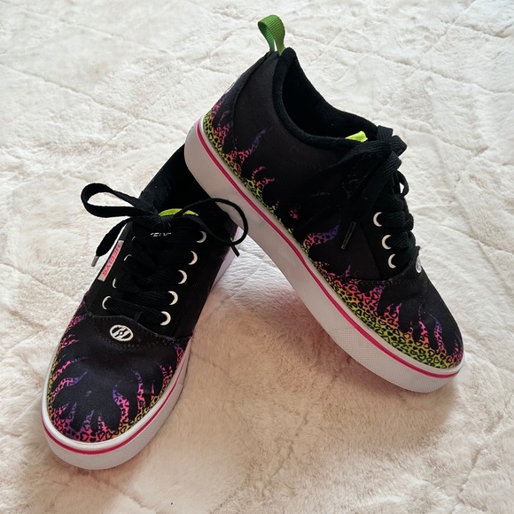 Heelys Pro 20 Rainbow Cheetah Print Big Kids Size 5 - Picture 2 of 10